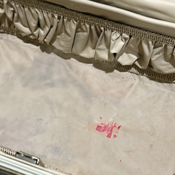 Vintage Samsonite train case carry-on cosmetics case. - Picture 11 of 15